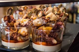 Pintxos en Vitoria: guía para disfrutar de esta experiencia al máximo